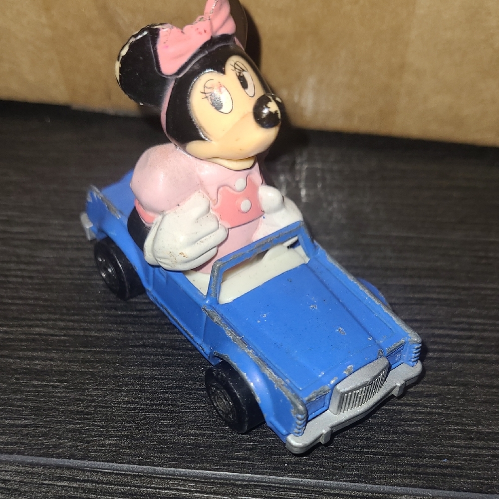 Vintage 1979 Matchbox Lesney Disney Series No. 4 Minnie Mouse Diecast Car